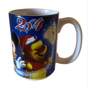 Vintage 2004 Disney Store Exclusive coffee mug with Mickey, Winnie the Pooh, etc